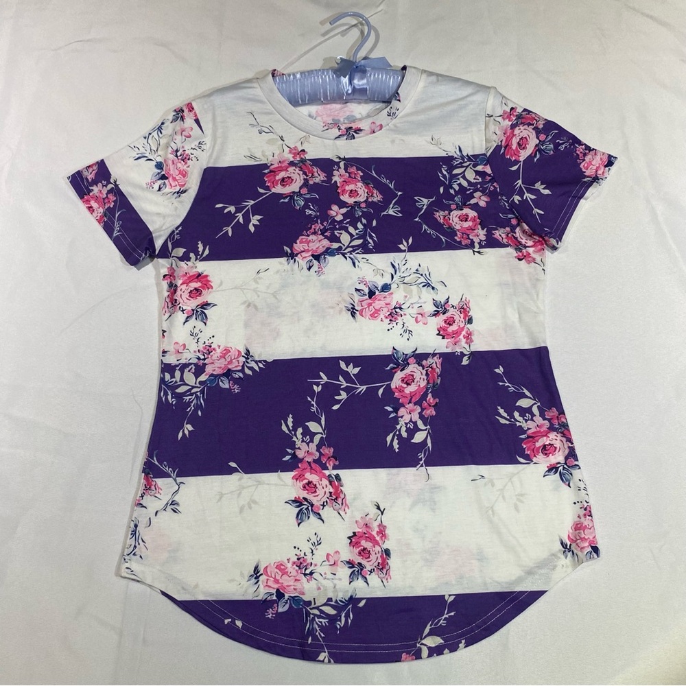 Purple and White Floral Women’s Short Sleeve T-Shirt